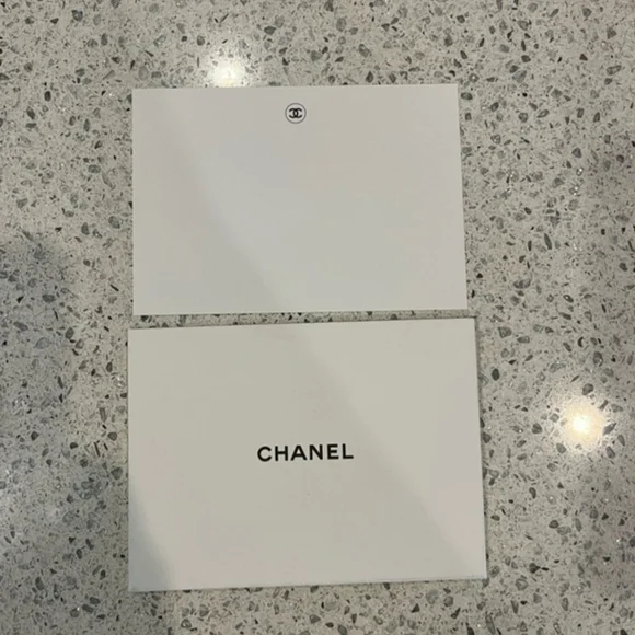 CHANEL Gold Floral and Silver Star Charm and Chanel gift bag accessories - Picture 6 of 12